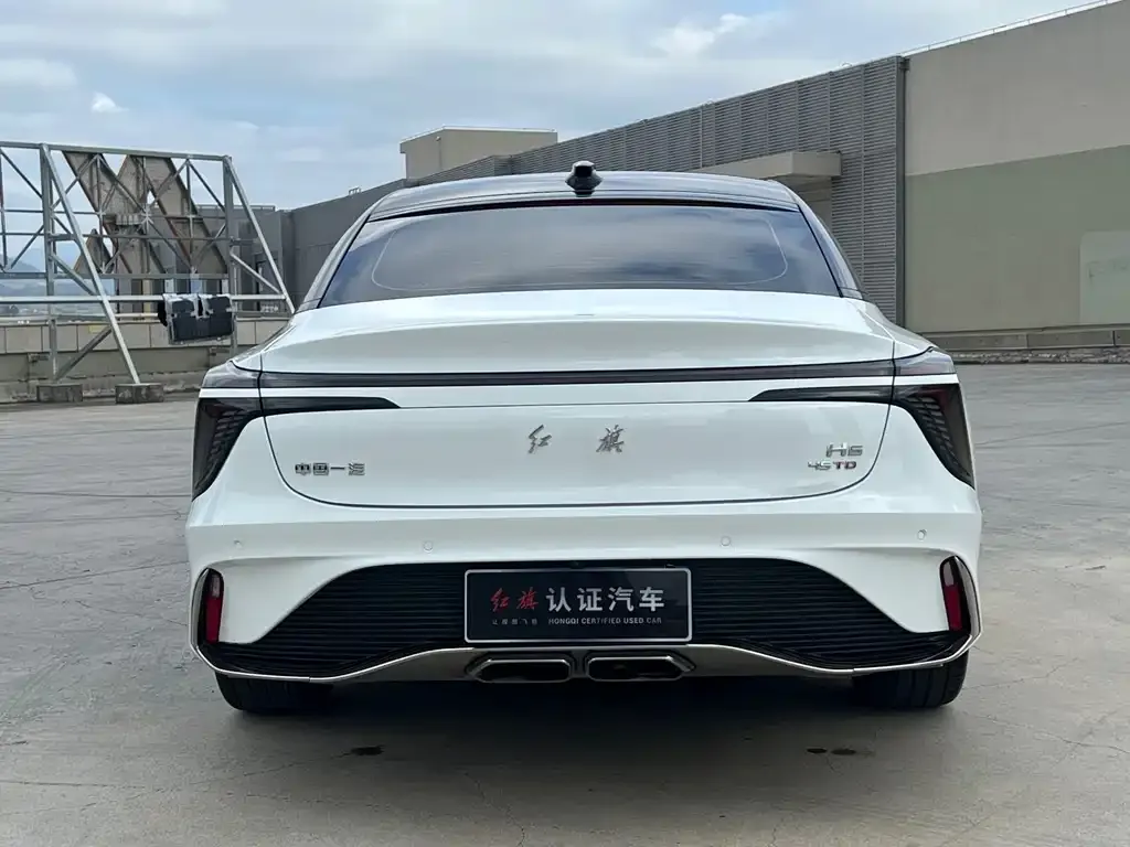 Hongqi H6 — фото 6