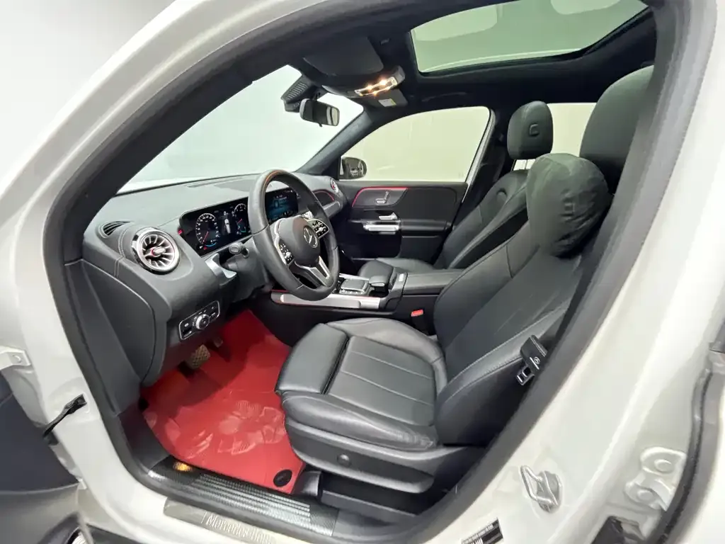 Mercedes-Benz GLB 2023 из CN, фото 8