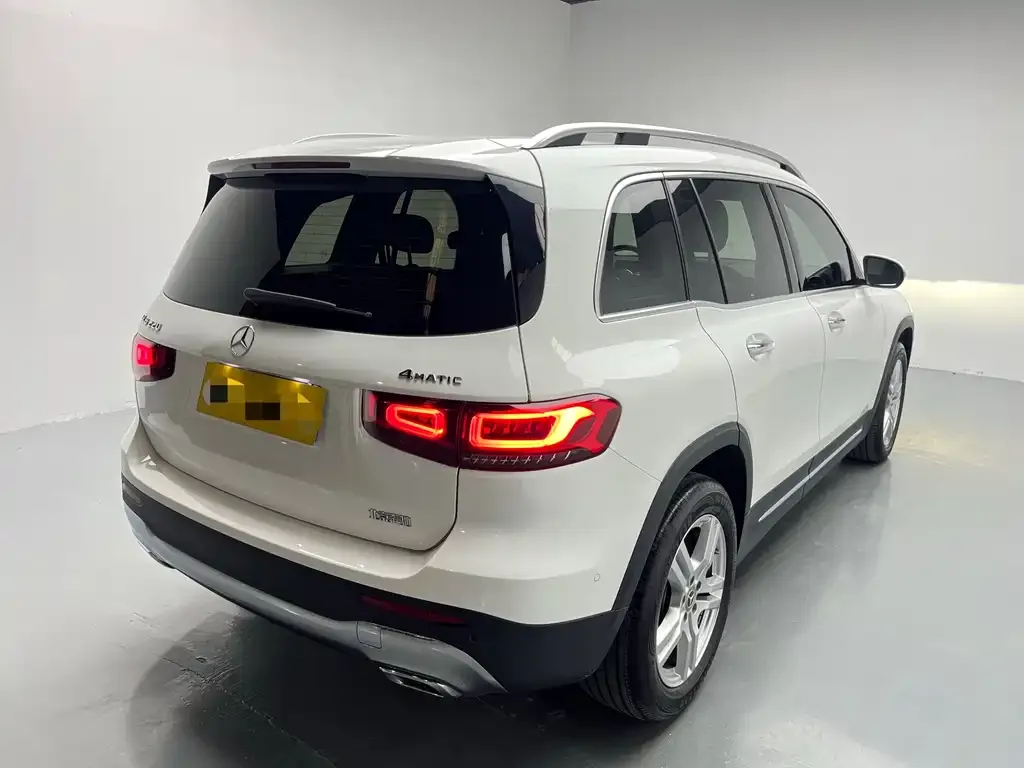 Mercedes-Benz GLB 2023 из CN, фото 2