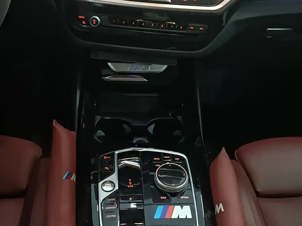 BMW iX3 2023 из CN, фото 3
