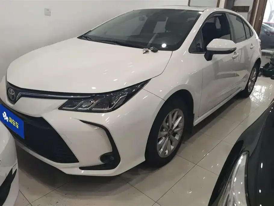 Toyota Corolla 2022 из CN, фото 1