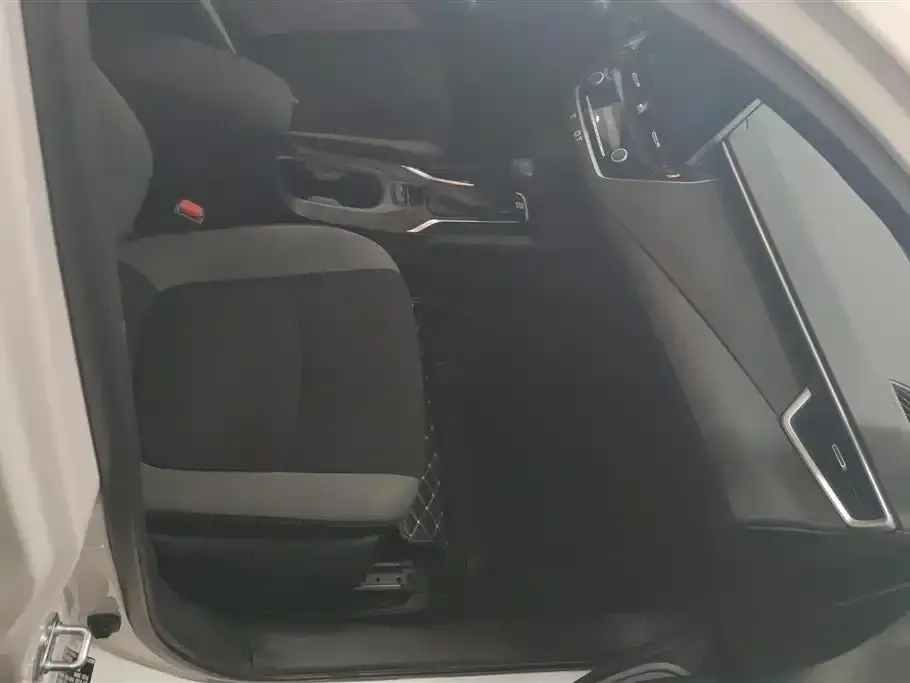 Toyota Corolla 2022 из CN, фото 8