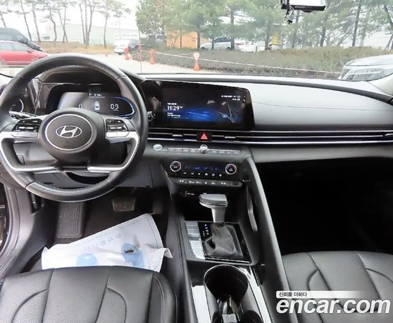 Hyundai AVANTE — фото 10