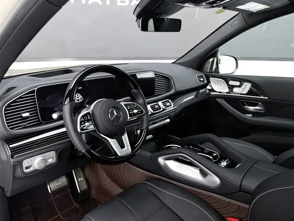 Mercedes-Benz GLS — фото 7
