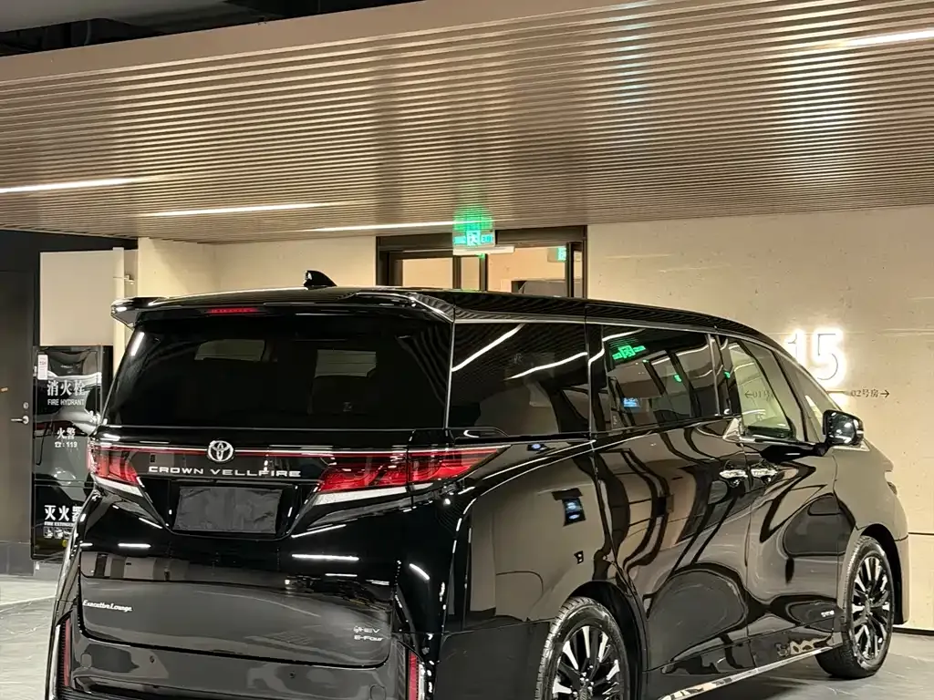 Toyota Vellfire 2026 из CN, фото 10