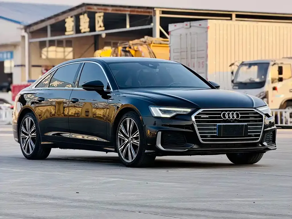 Audi A6L — фото 7