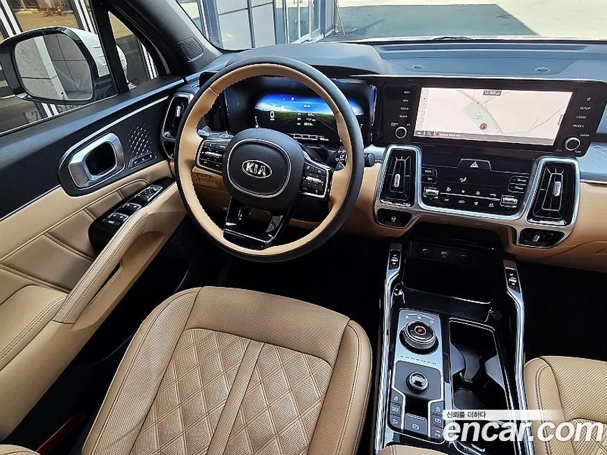 Kia Sorento — фото 6
