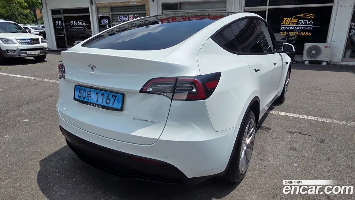Tesla Model Y — фото 4