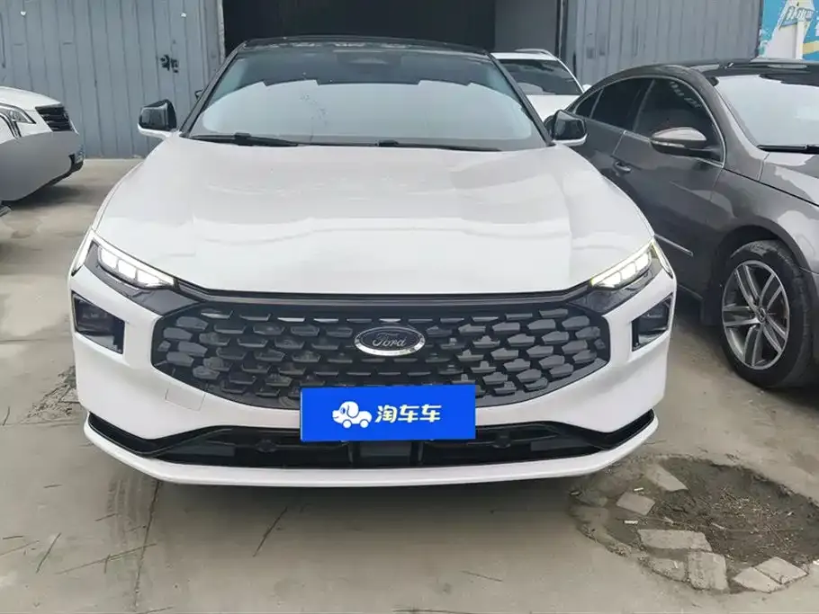 Ford Mondeo 2023 из CN, фото 4