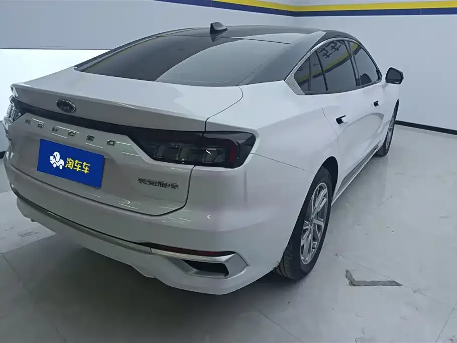 Ford Mondeo 2023 из CN, фото 5