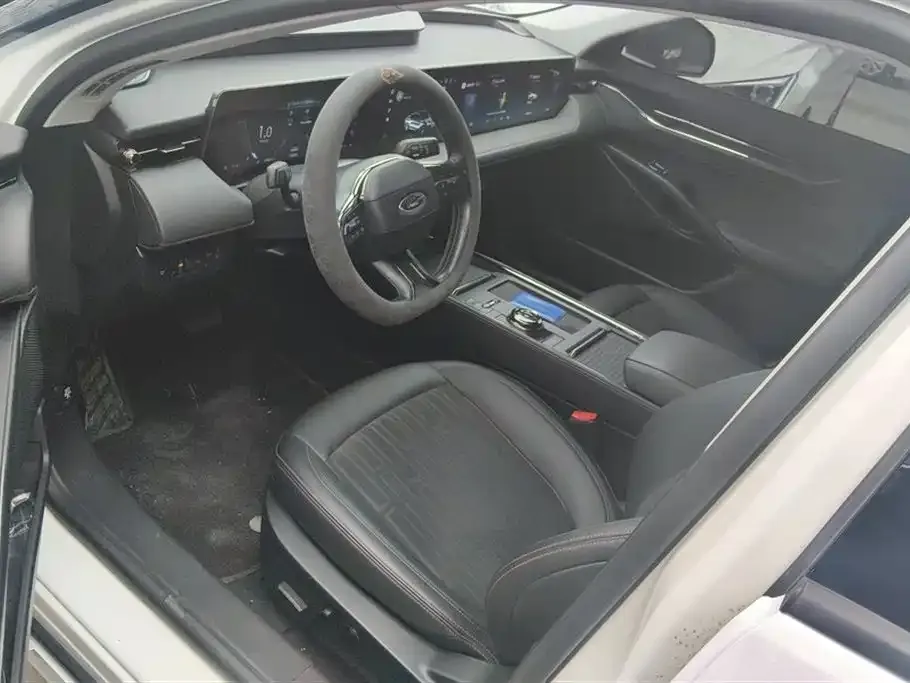 Ford Mondeo 2023 из CN, фото 9