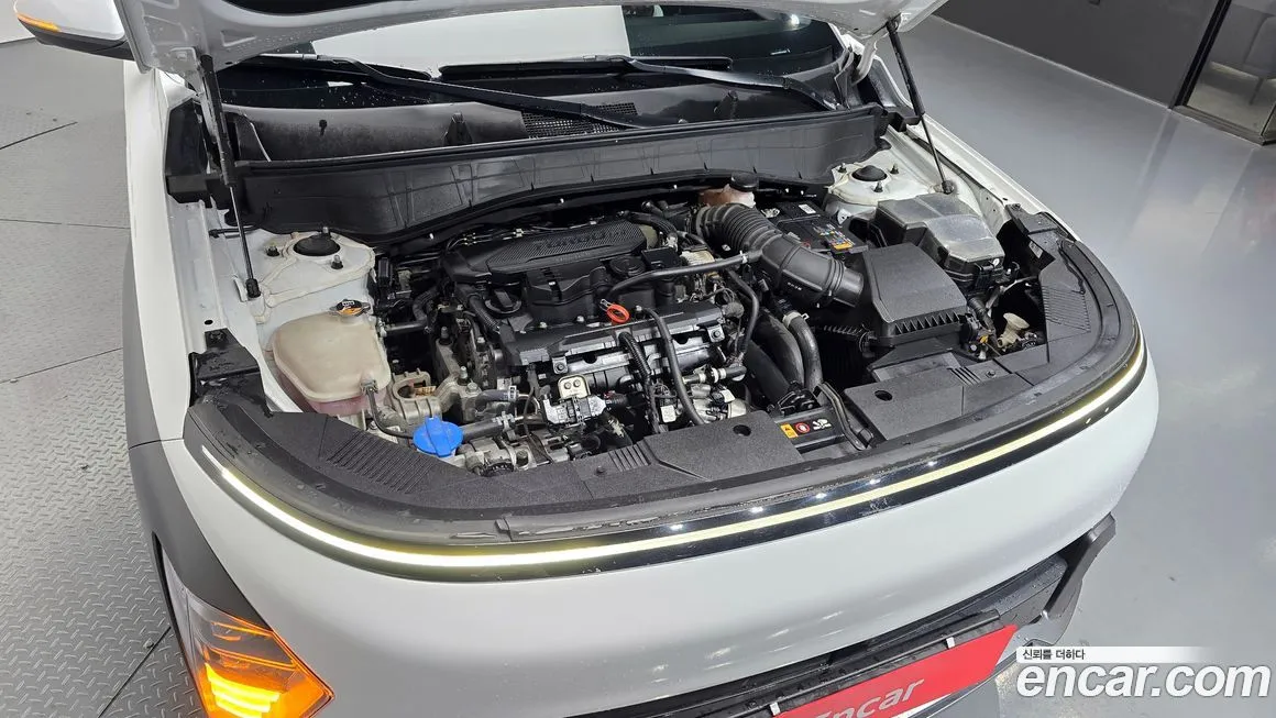 Hyundai Kona 2023 из KR, фото 3