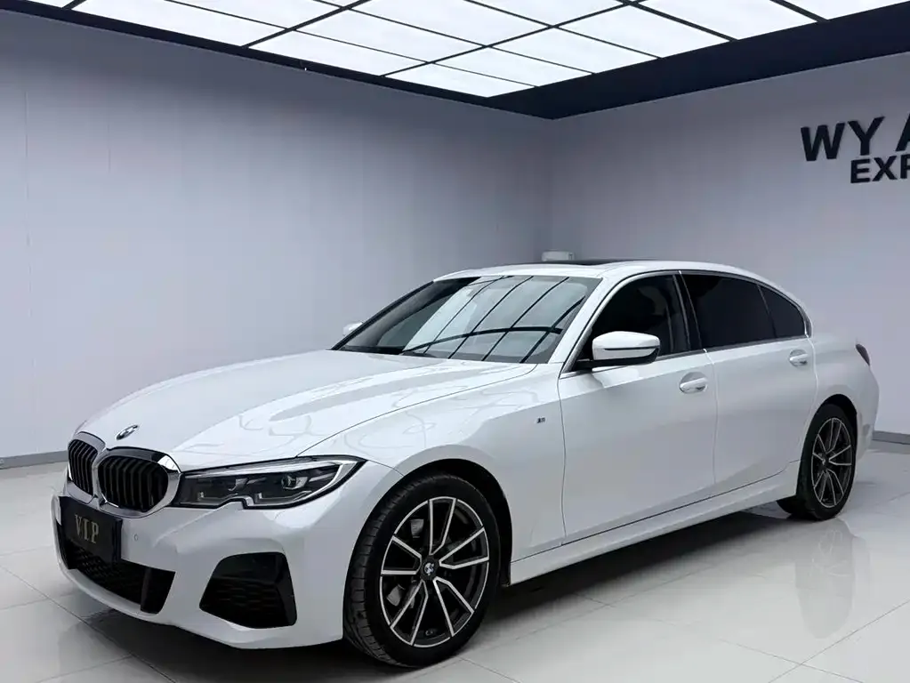 BMW 3 Series — фото 1