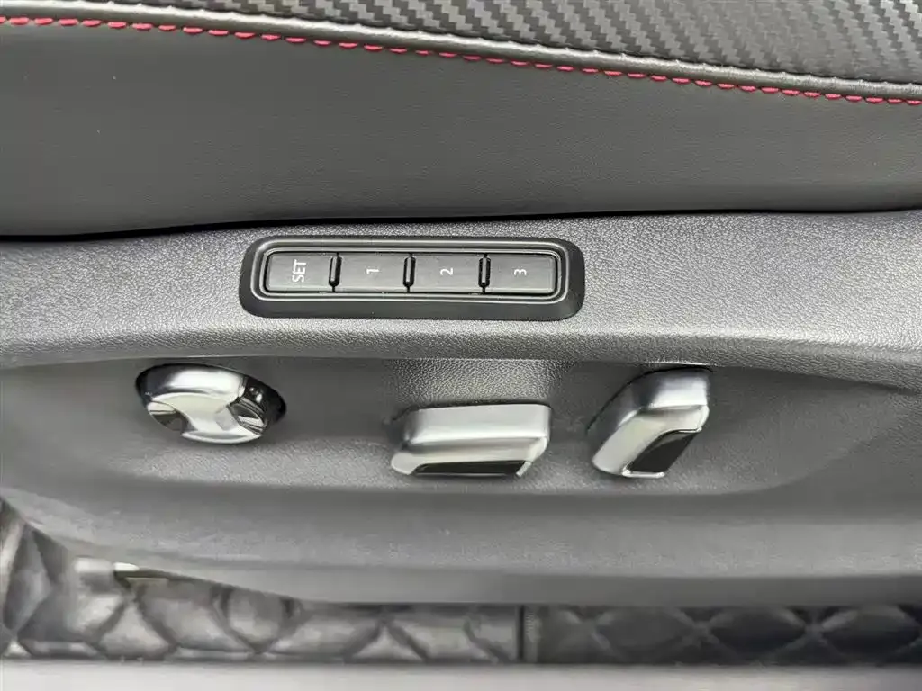 Volkswagen Teramont X 2023 из CN, фото 5