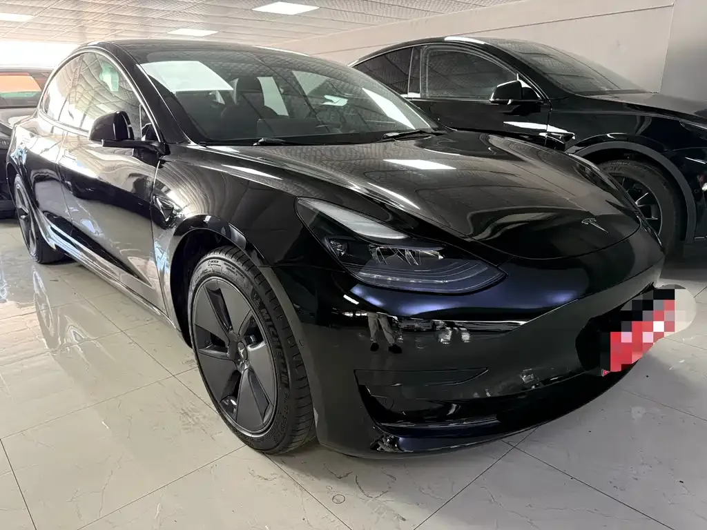 Tesla Model 3 — фото 3