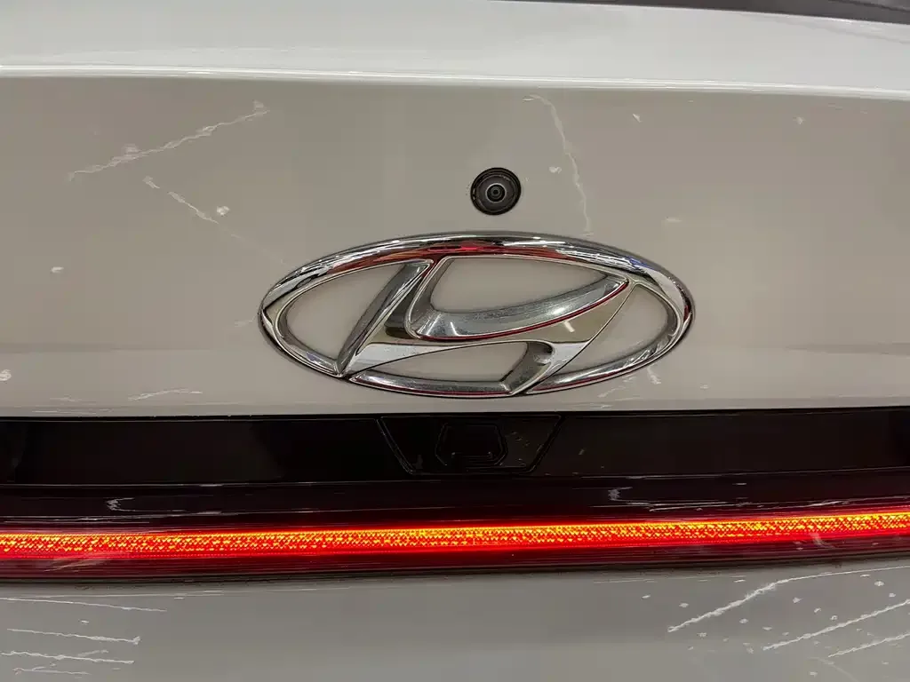 Hyundai Elantra 2021 из CN, фото 3