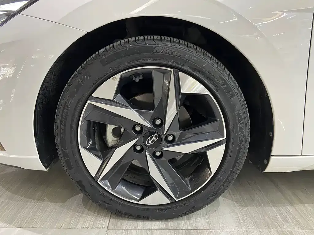 Hyundai Elantra 2021 из CN, фото 4