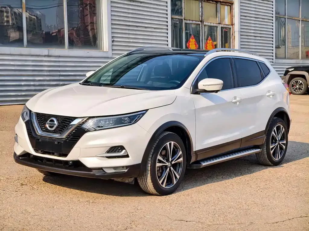 Nissan Qashqai — фото 7
