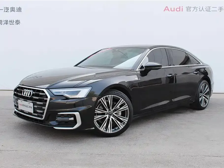 Audi A6L — фото 1