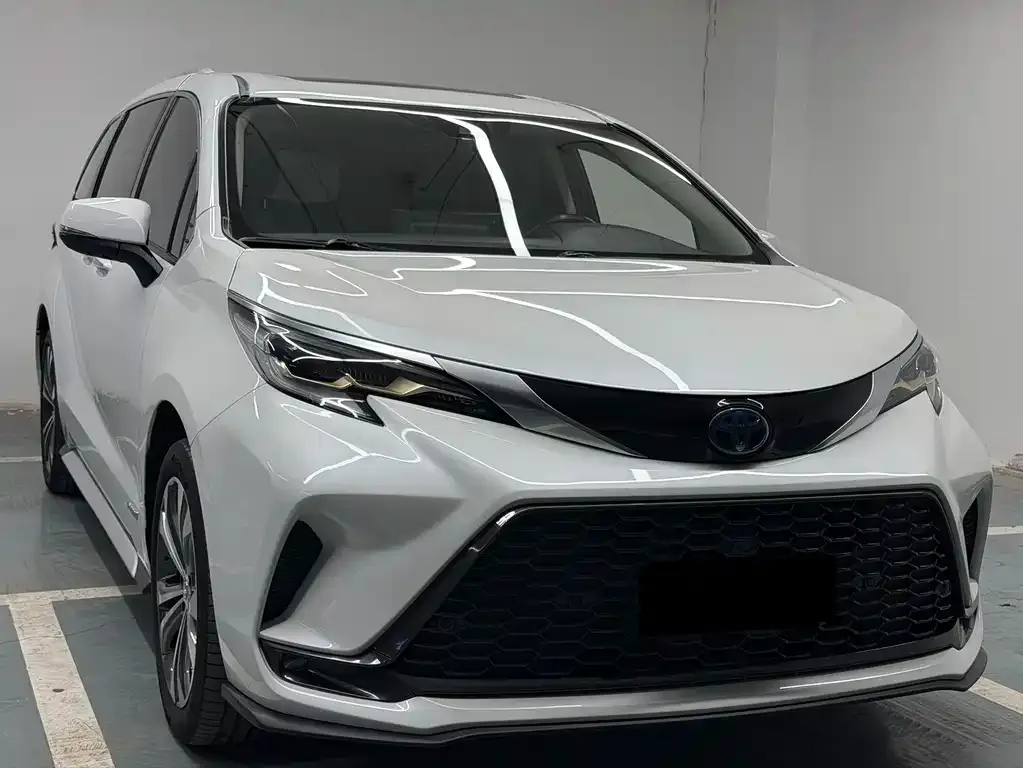 Toyota Granvia 2024 из CN, фото 7