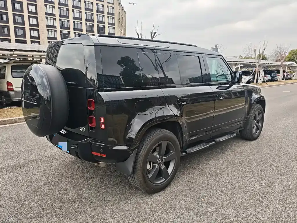 Land Rover Defender — фото 9