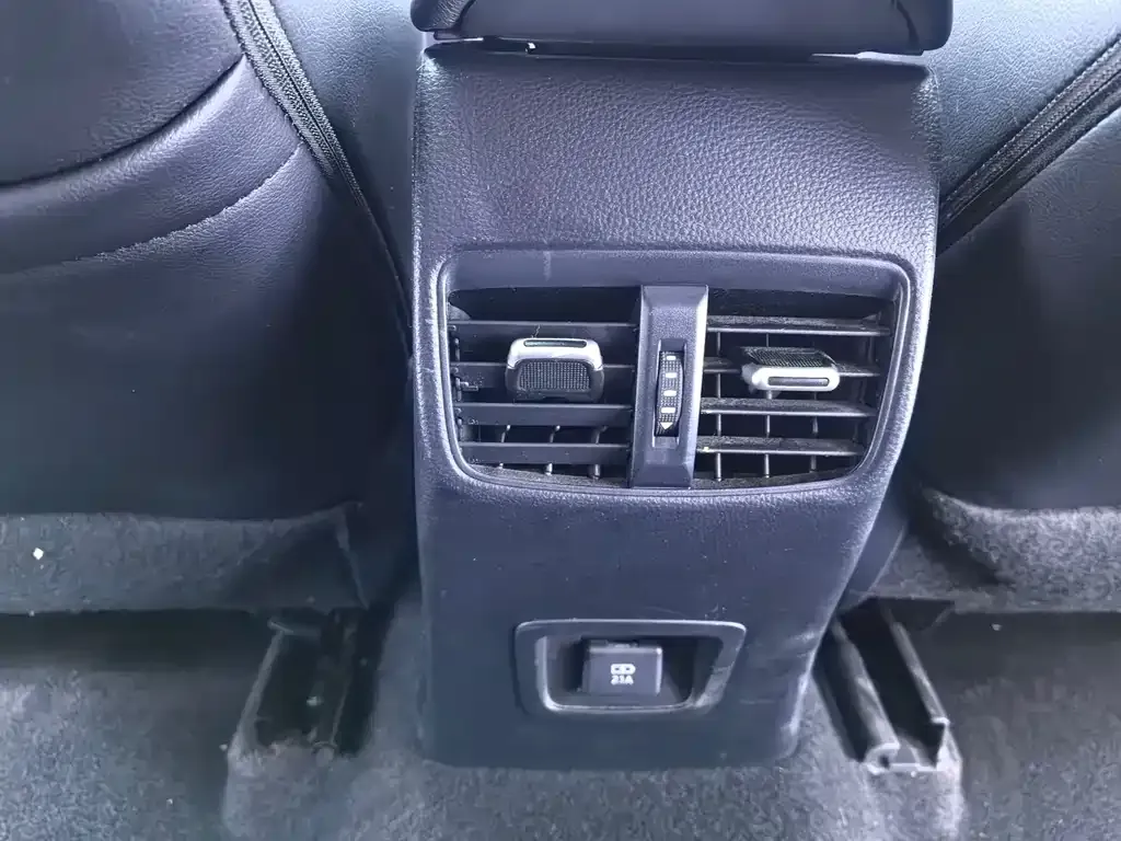 Toyota Levin 2023 из CN, фото 5