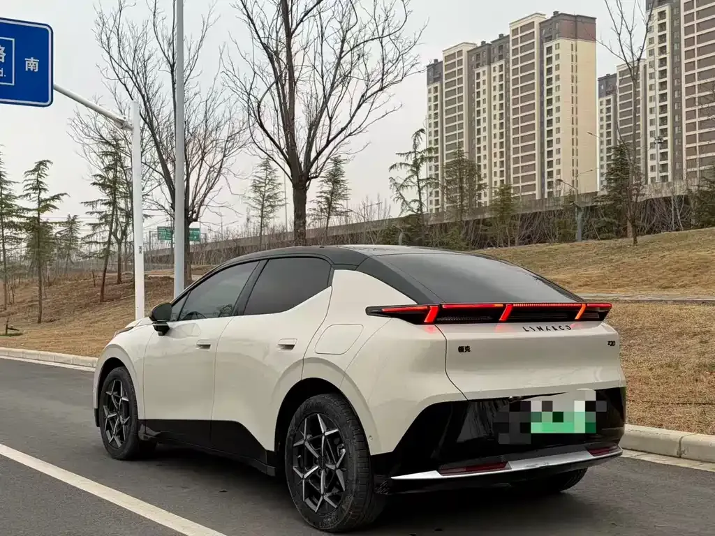 Lynk & Co Z20 2025 из CN, фото 9