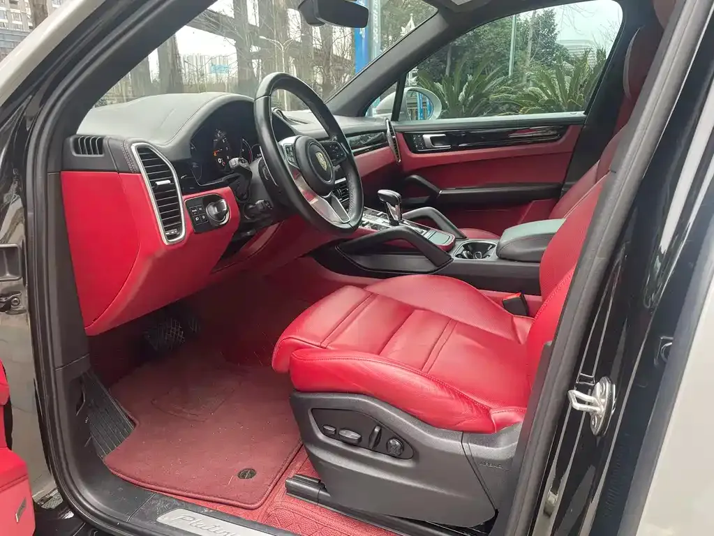 Porsche Cayenne 2023 из CN, фото 3