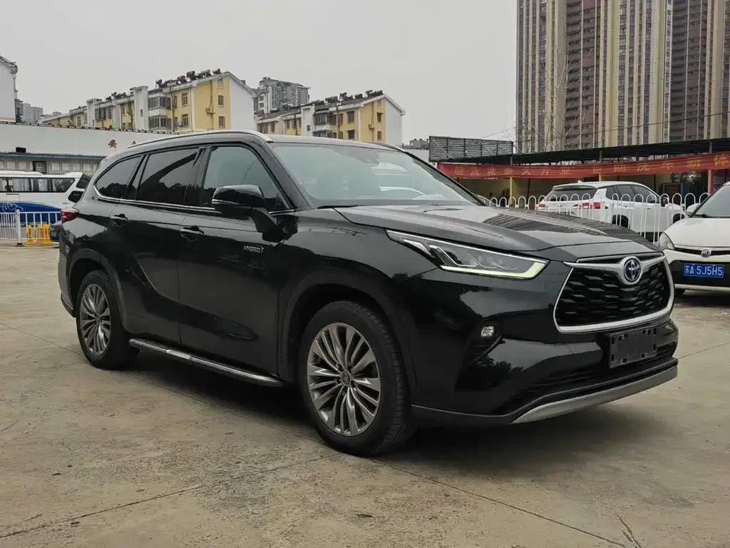 Toyota Highlander 2022 из CN, фото 6