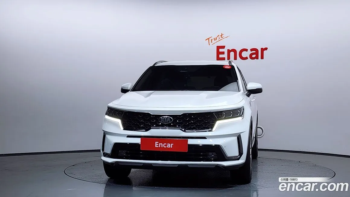 Kia Sorento — фото 6