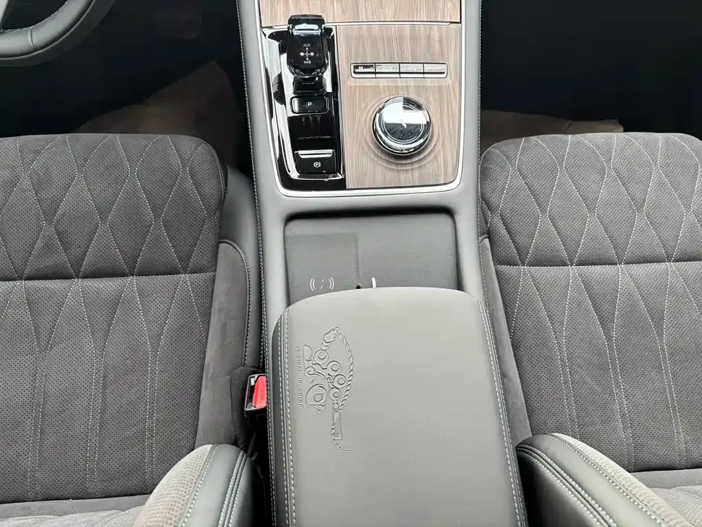 Geely Xingyue L 2025 из CN, фото 10