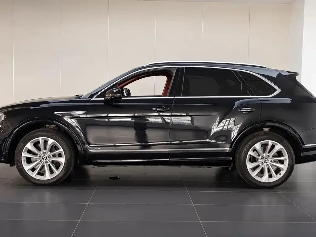 Bentley Bentayga — фото 8