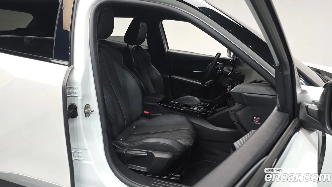 Peugeot 2008 2022 из KR, фото 5