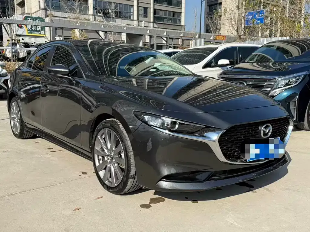 Mazda 3 Axela 2023 из CN, фото 10