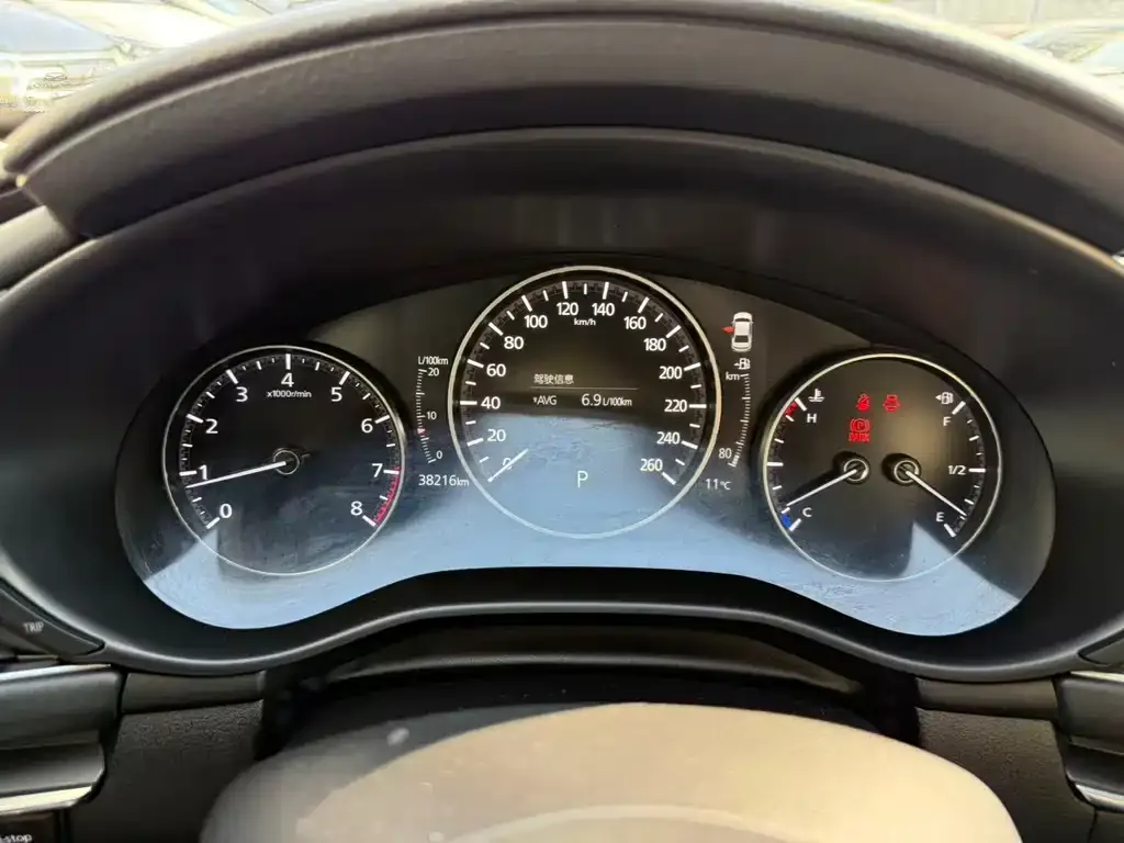 Mazda 3 Axela 2023 из CN, фото 4