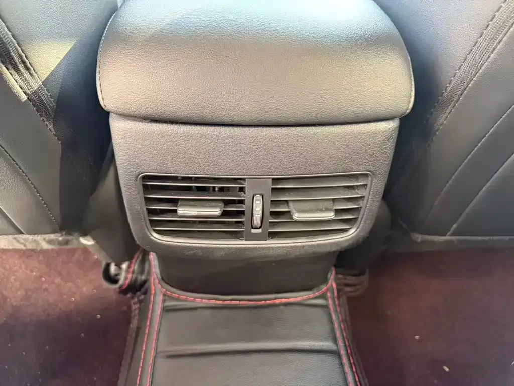 Mazda 3 Axela 2023 из CN, фото 3