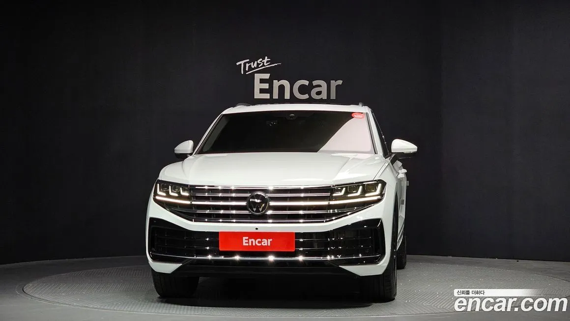 Volkswagen Touareg 2026 из KR, фото 2
