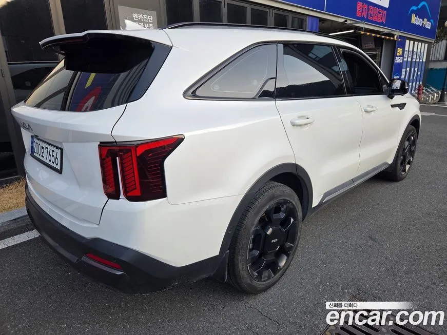 Kia Sorento — фото 4