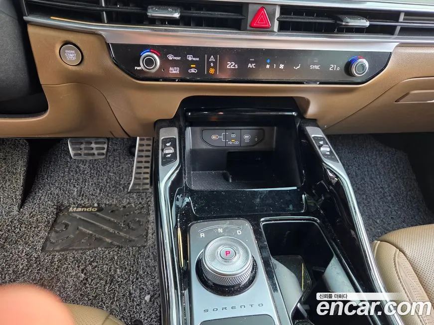 Kia Sorento — фото 10