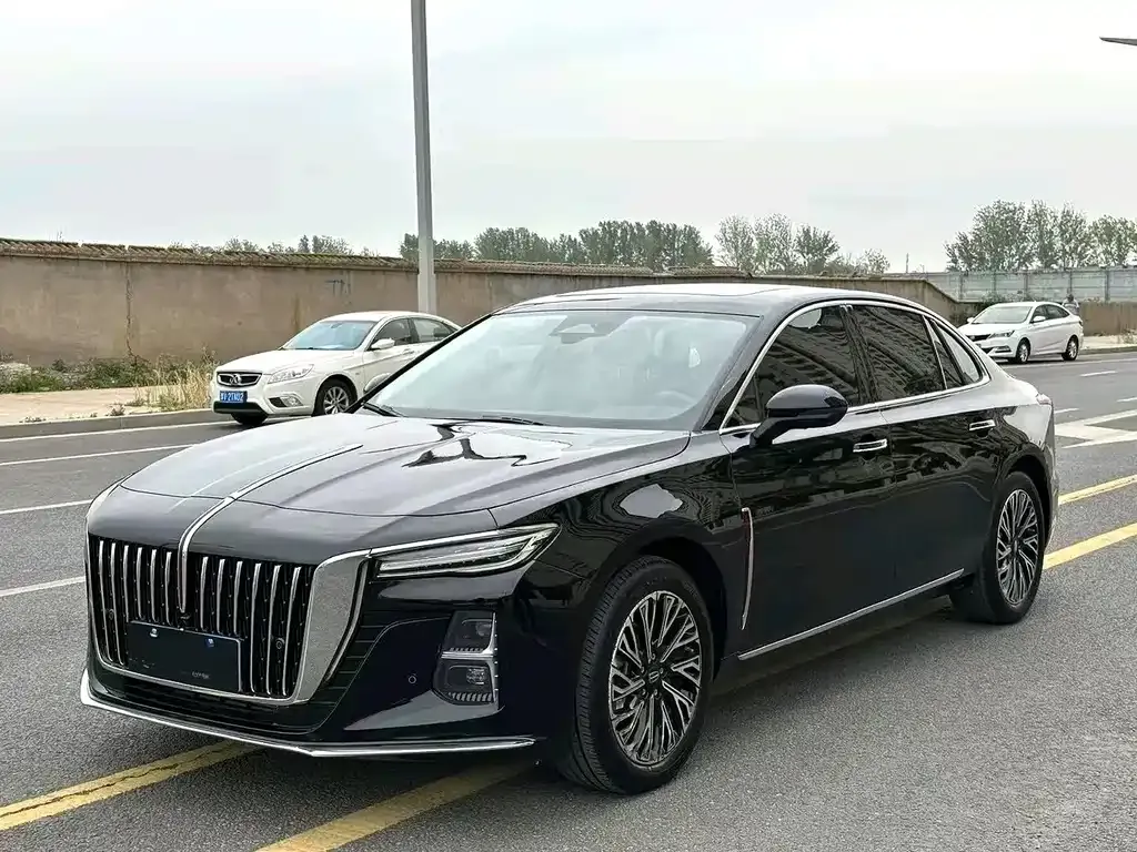 Hongqi H5 — фото 1