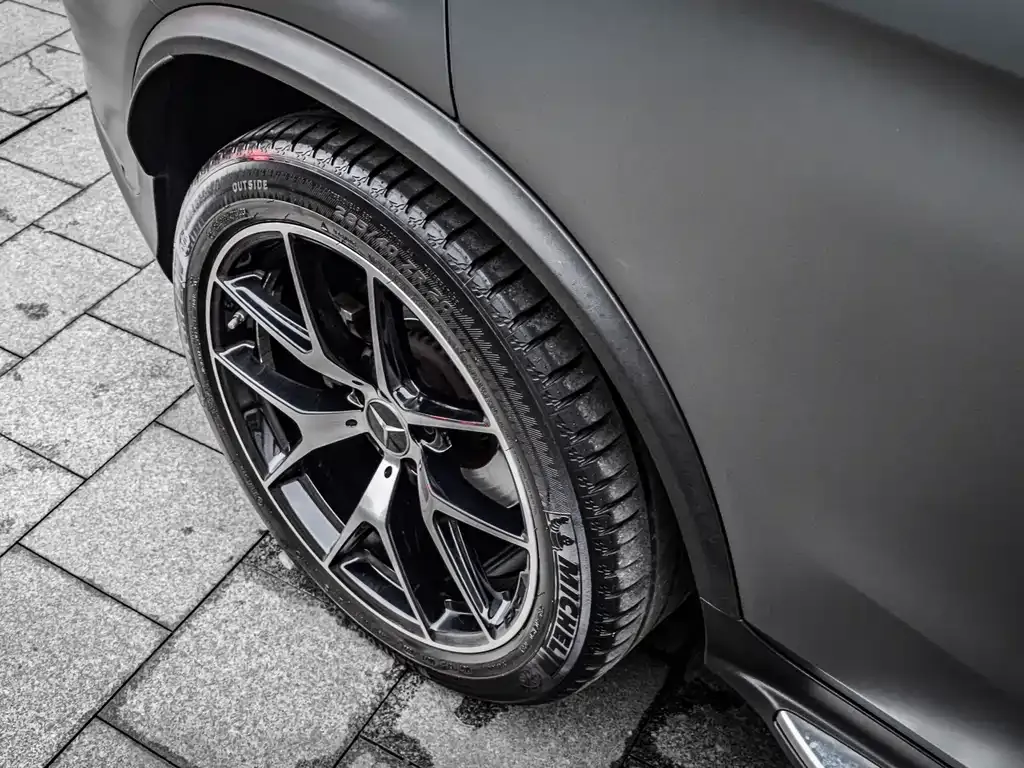 Mercedes-Benz GLC AMG — фото 3