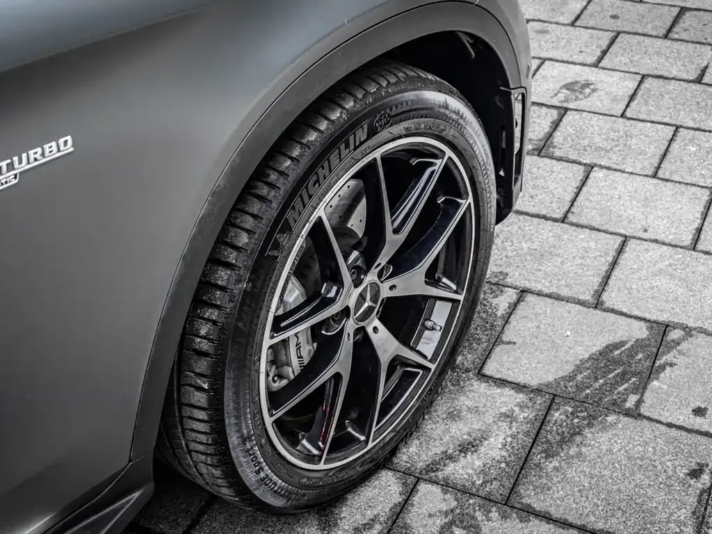 Mercedes-Benz GLC AMG — фото 4