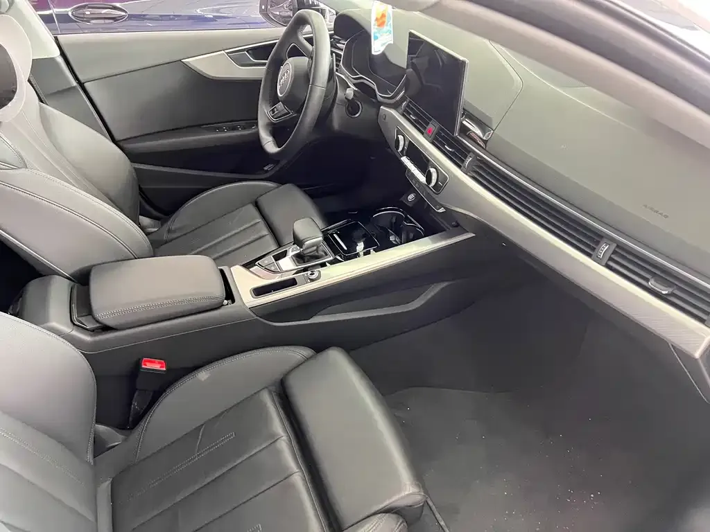 Audi A5 (Import) 2023 из CN, фото 3