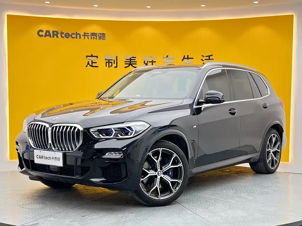 BMW X5 (Import) — фото 1