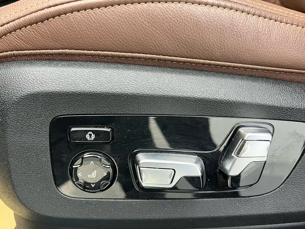 BMW X5 (Import) — фото 9