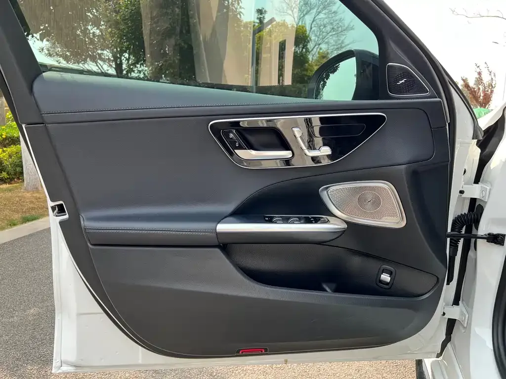Mercedes-Benz C-Class 2023 из CN, фото 2