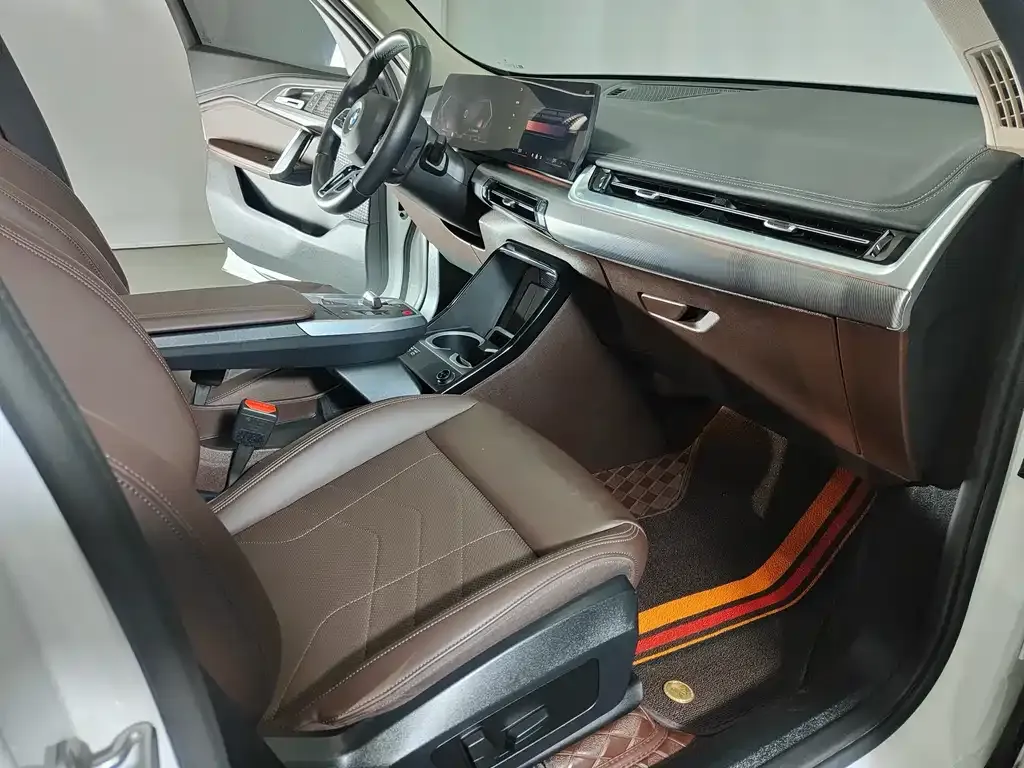 BMW X1 2024 из CN, фото 6