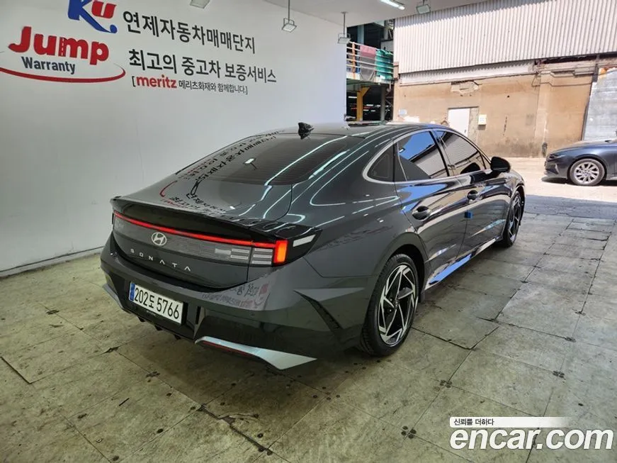 Hyundai Sonata 2024 из KR, фото 3