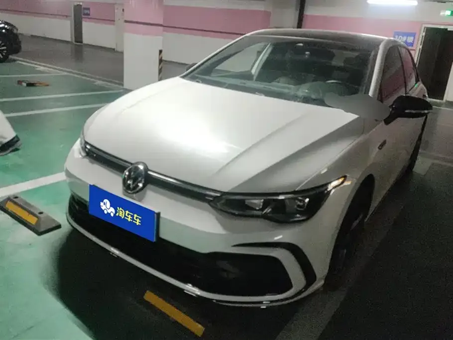 Volkswagen Golf 2021 из CN, фото 1
