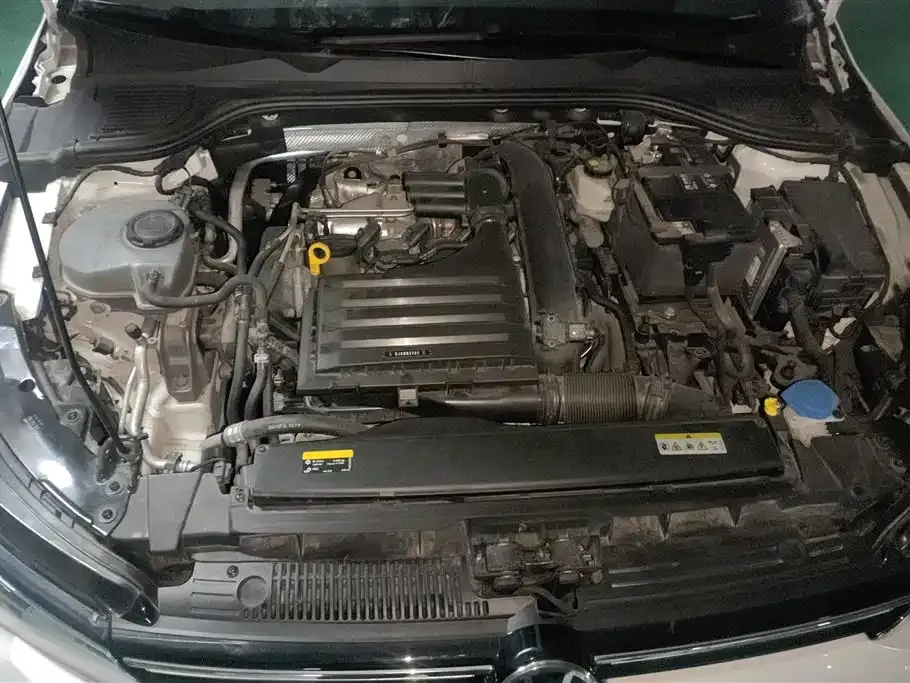 Volkswagen Golf 2021 из CN, фото 7